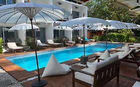 Ride On! Surf Hotel
